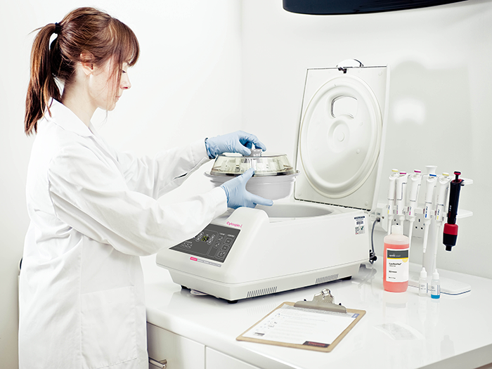 Cytospin 4 Cytocentrifuge